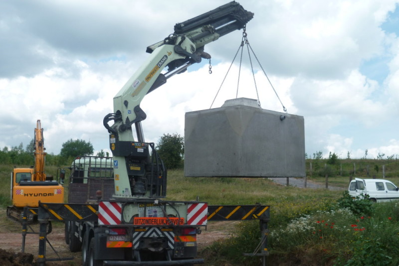 Camion avec béton en transit

